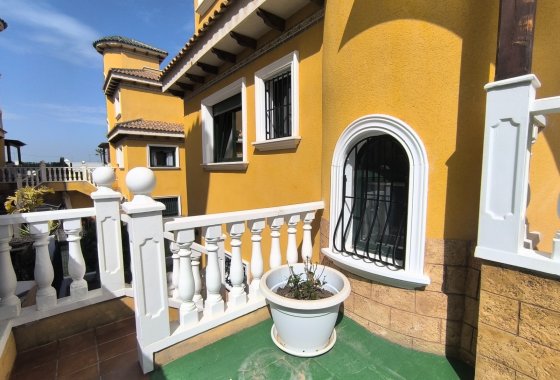 Re-Sale - Semi - Detached Villa - Ciudad Quesada
