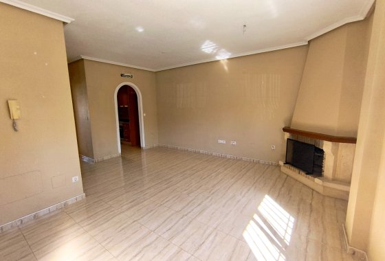 Re-Sale - Semi - Detached Villa - Ciudad Quesada