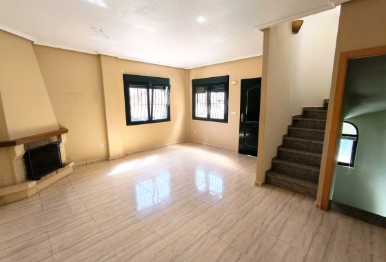 Re-Sale - Semi - Detached Villa - Ciudad Quesada