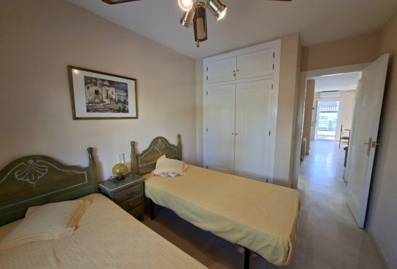 Re-Sale - Bungalow - Orihuela Costa