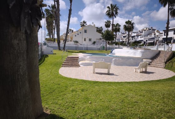 Re-Sale - Bungalow - Orihuela Costa
