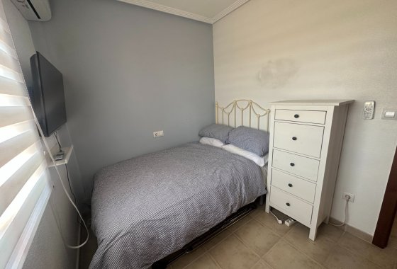 Reventa - Apartamento - Torrevieja - Aguas Nuevas