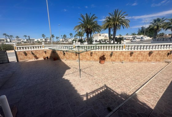 Re-Sale - Apartment - Orihuela - Vistabella Golf