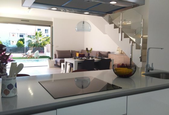 Nueva construcción  - Chalet Independiente - Orihuela Costa - PAU 8
