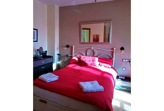 Re-Sale - Apartment - Guardamar del Segura - Urbanizaciones