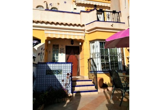 Re-Sale - Apartment - Guardamar del Segura - Urbanizaciones