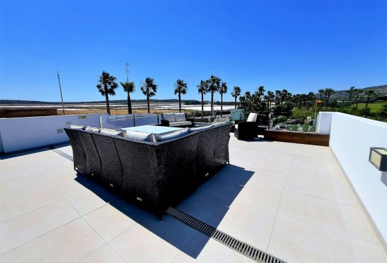 Reventa - Chalet Independiente - Algorfa