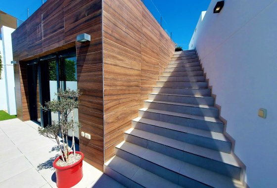 Reventa - Chalet Independiente - Algorfa