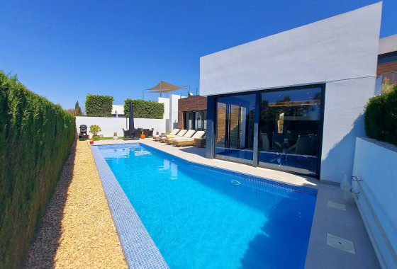 Reventa - Chalet Independiente - Algorfa