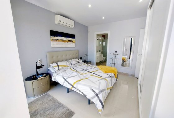 Reventa - Chalet Independiente - Algorfa