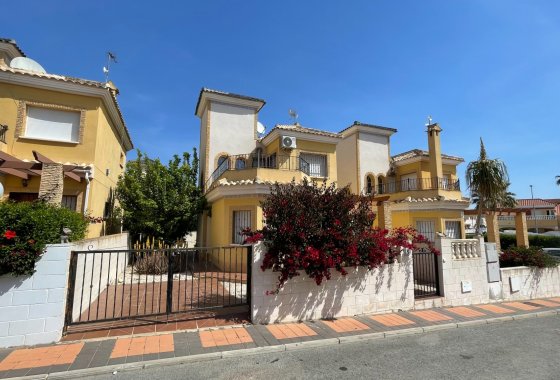 Re-Sale - Detached Villa - Algorfa