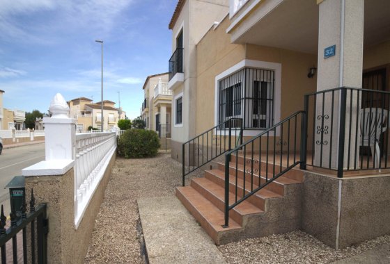 Reventa - Chalet Independiente - Algorfa