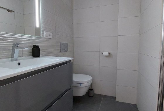 Re-Sale - Apartment - Torrevieja - Los Balcones