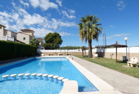 Reventa - Chalet Independiente - Algorfa