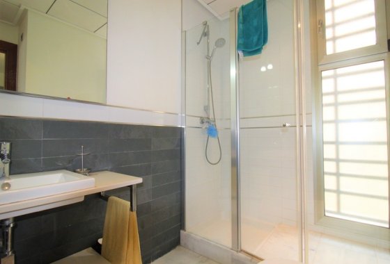 Re-Sale - Detached Villa - Algorfa