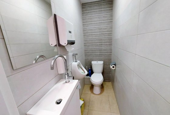 Re-Sale - Commercial - Algorfa