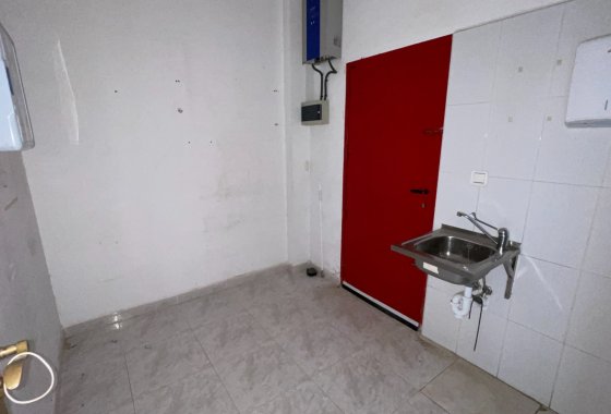 Reventa - Commercial - Algorfa