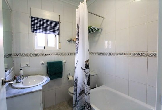 Re-Sale - Detached Villa - Guardamar del Segura - Urbanizaciones