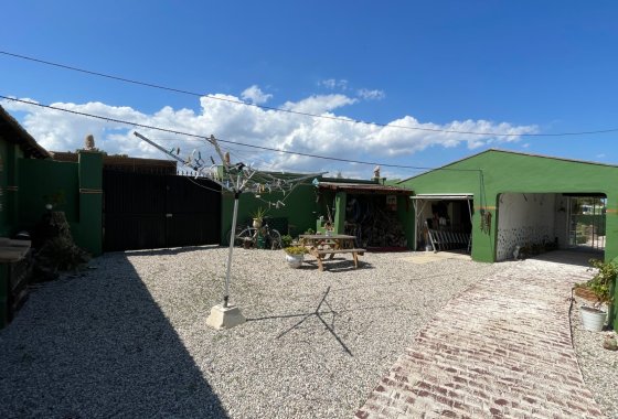 Re-Sale - Finca - Dolores