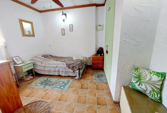 Re-Sale - Finca - Dolores