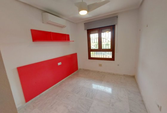 Re-Sale - Detached Villa - Algorfa