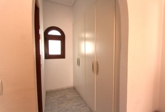 Re-Sale - Detached Villa - Algorfa