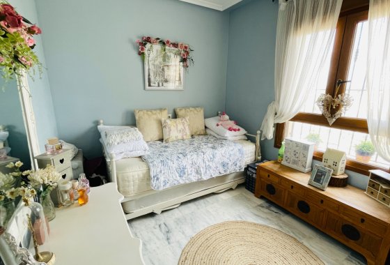 Re-Sale - Apartment - Algorfa