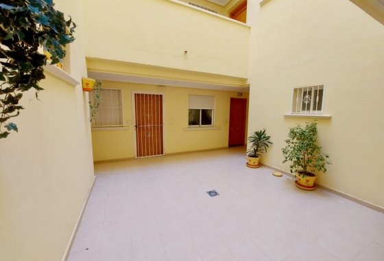 Re-Sale - Apartment - Algorfa