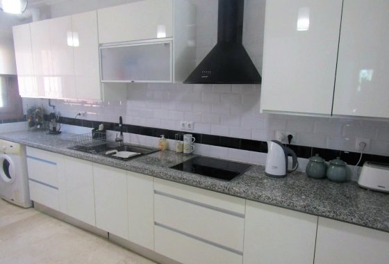 Re-Sale - Detached Villa - Algorfa