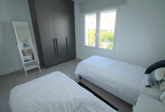 Reventa - Chalet Independiente - Algorfa