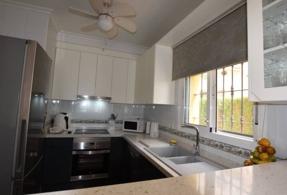 Re-Sale - Detached Villa - Guardamar del Segura - Urbanizaciones