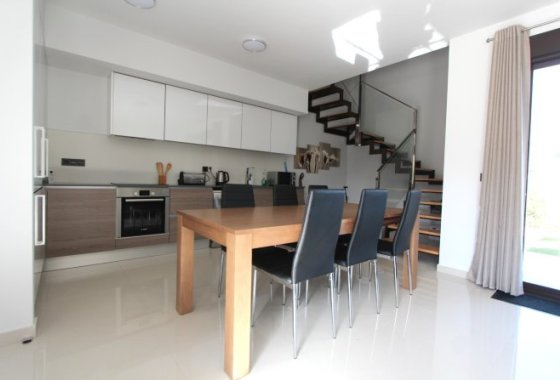 Reventa - Duplex - Algorfa