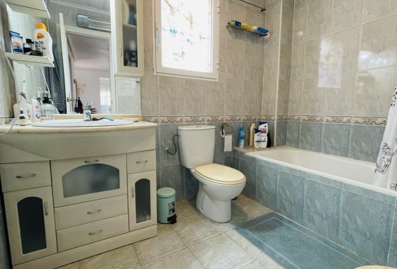 Re-Sale - Detached Villa - Algorfa