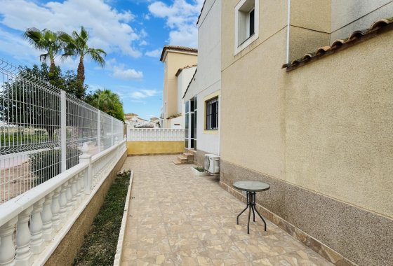 Re-Sale - Detached Villa - Algorfa