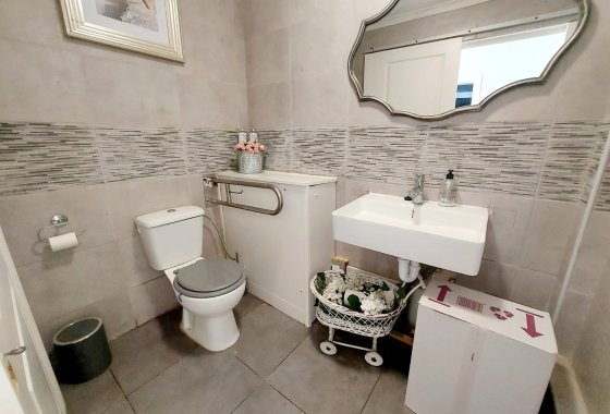 Reventa - Commercial - Algorfa