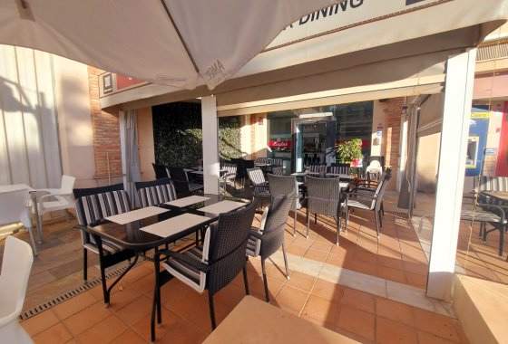 Reventa - Commercial - Algorfa