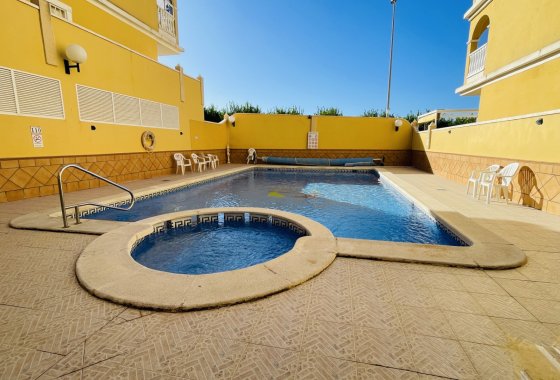 Re-Sale - Apartment - Algorfa