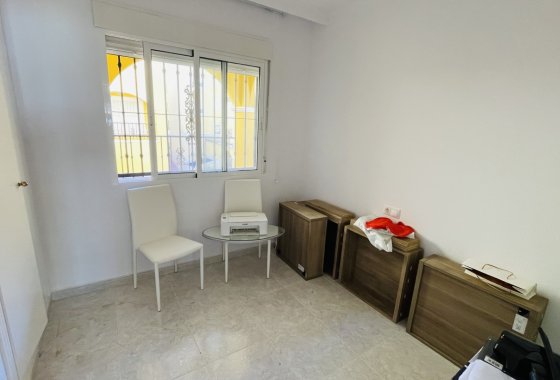 Re-Sale - Apartment - Algorfa