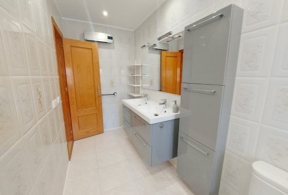 Re-Sale - Townhouse - Jacarilla