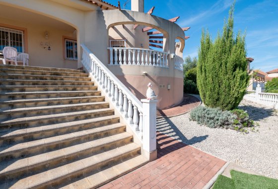 Reventa - Chalet Independiente - Almoradí - Lomas De La Juliana