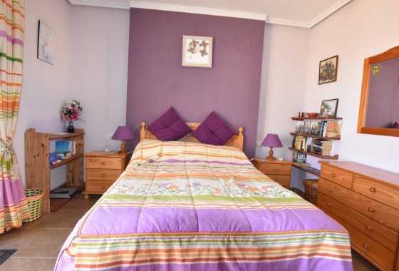 Reventa - Duplex - Daya Vieja - Pueblo