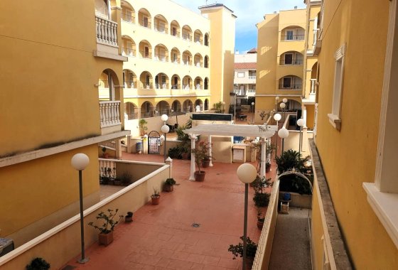 Re-Sale - Apartment - Algorfa