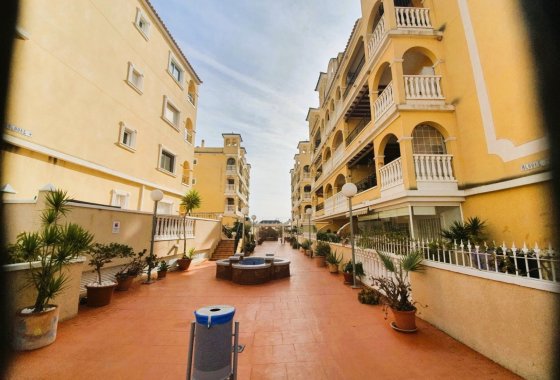 Re-Sale - Apartment - Algorfa