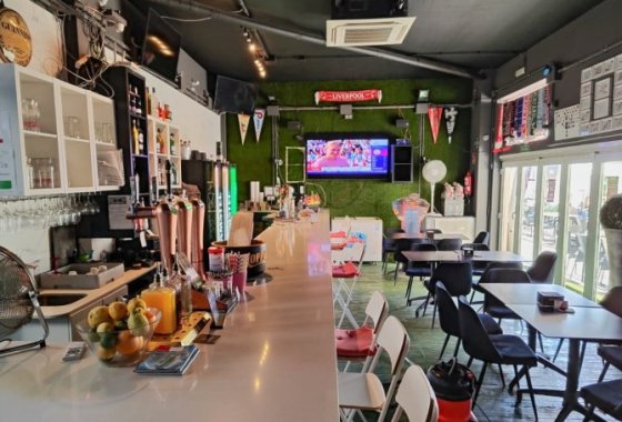 Re-Sale - Commercial - Algorfa