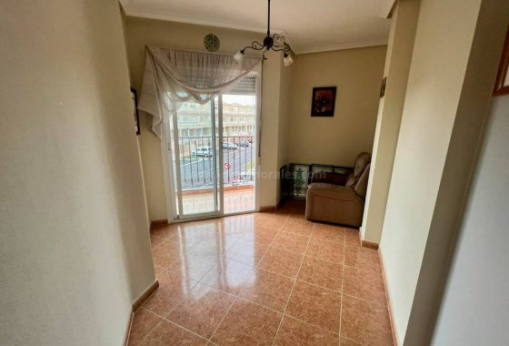 Re-Sale - Apartment - Formentera del Segura