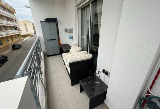 Re-Sale - Apartment - Almoradí