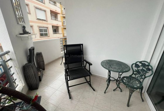 Re-Sale - Apartment - Almoradí