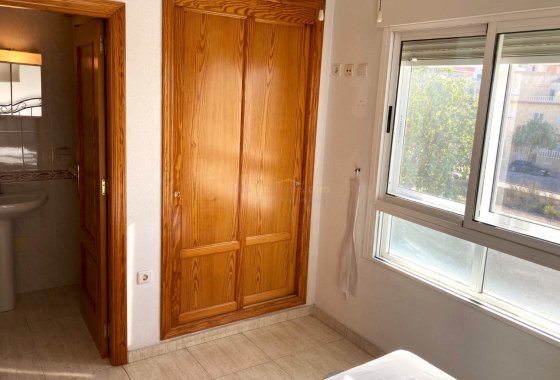 Re-Sale - Apartment - Guardamar del Segura