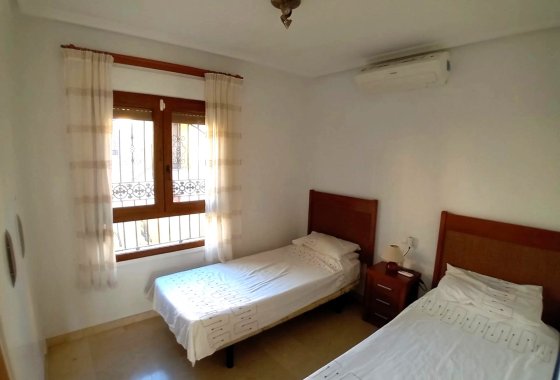 Reventa - Chalet Independiente - Algorfa