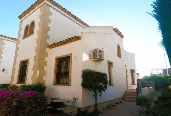 Reventa - Chalet Independiente - Algorfa